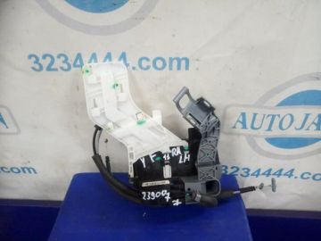 Замок двери задн. лев. HYUNDAI SONATA YF 10-14