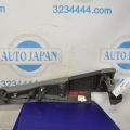 71540-47040-B3 | Накладка сидіння задн. прав. TOYOTA PRIUS - 30 09-17 - Прев'ю 2