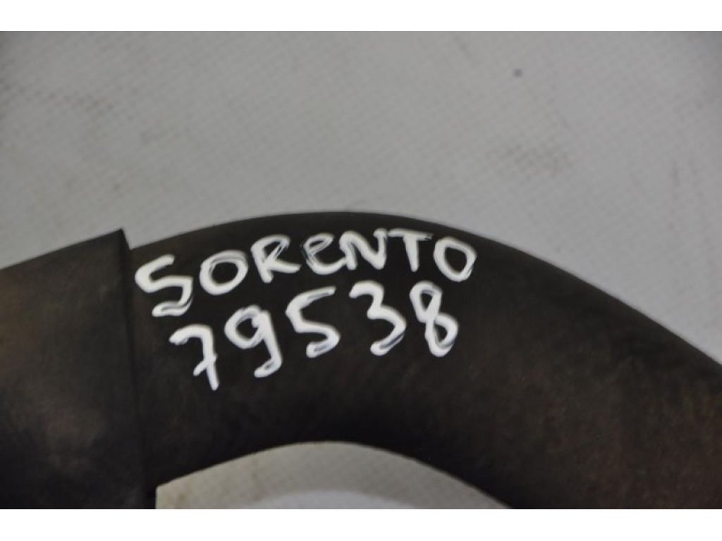 Патрубок системи охолодження KIA SORENTO BL 02-09 - Фото 2