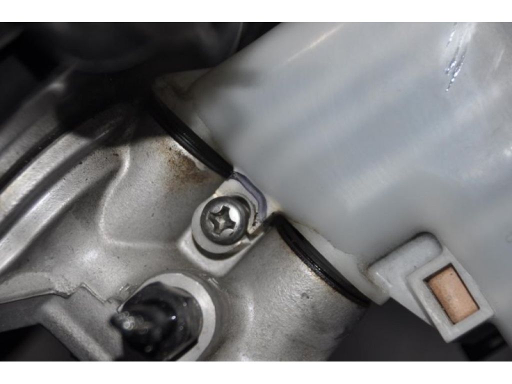 58510-3Q400 | Головний гальмівний циліндр HYUNDAI SONATA YF 10-14 - Фото 5