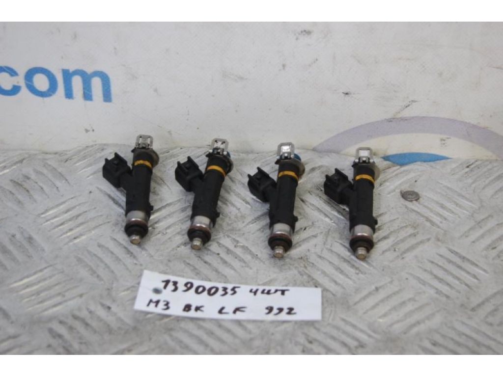 L3G5-13-250 | Форсунка паливна MAZDA 3 BK 03-08
