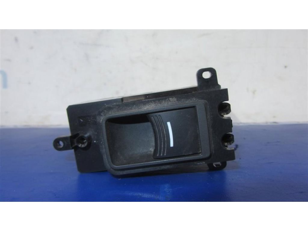 35770-TL2-A01 | Кнопка стеклоподъемника задн. HONDA ACCORD CU8 / TSX 08-14