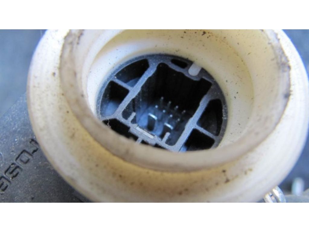 69801-06120 | Стеклоподъемник передн. прав. TOYOTA CAMRY 40 06-11 - Фото 3