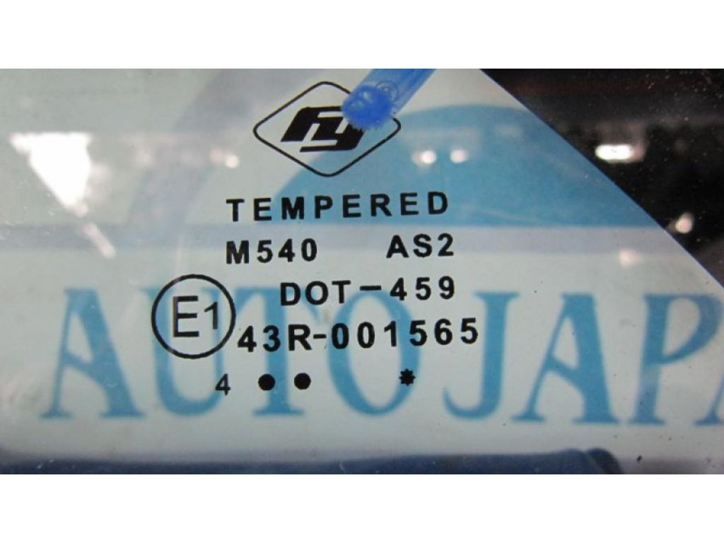 68124-33060 | Скло дверей глухе задн. лів. TOYOTA CAMRY 40 06-11 - Фото 2