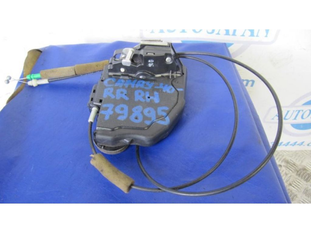 69050-06100 | Замок двери задн. прав. TOYOTA CAMRY 40 06-11