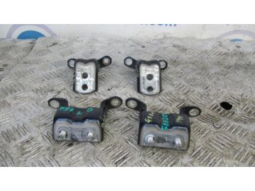 Петля двері INFINITI QX60/JX35 12-20