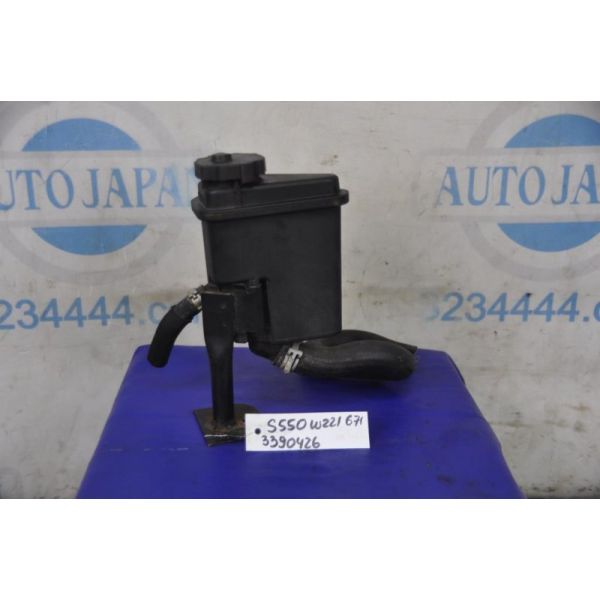 Бачок гідропідсилювача керма MERCEDES S-CLASS W221 06-13 A 221 466 03 02 — 2