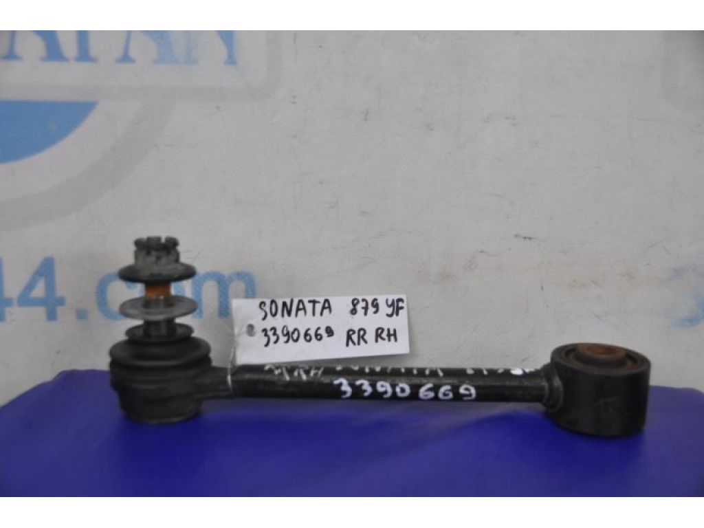 55250-3Q010 | Рычаг задней подвески поперечный нижний прав. HYUNDAI SONATA YF 10-14