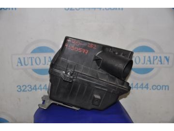 Корпус повітряного фільтра TOYOTA CAMRY 40 06-11