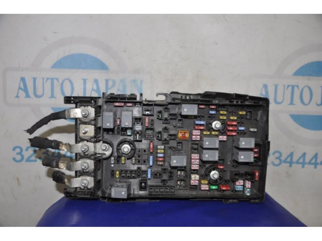 68235114AB | Блок предохранителей моторный отсек JEEP CHEROKEE 14-