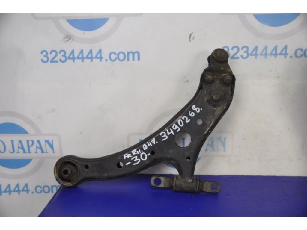 48068-06070 | Важіль передньої підвіски нижній прав. TOYOTA CAMRY 30 02-06