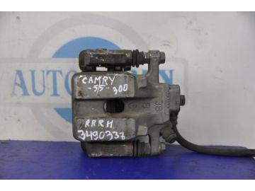 Супорт гальмівний задн. прав. TOYOTA CAMRY 55 14-17