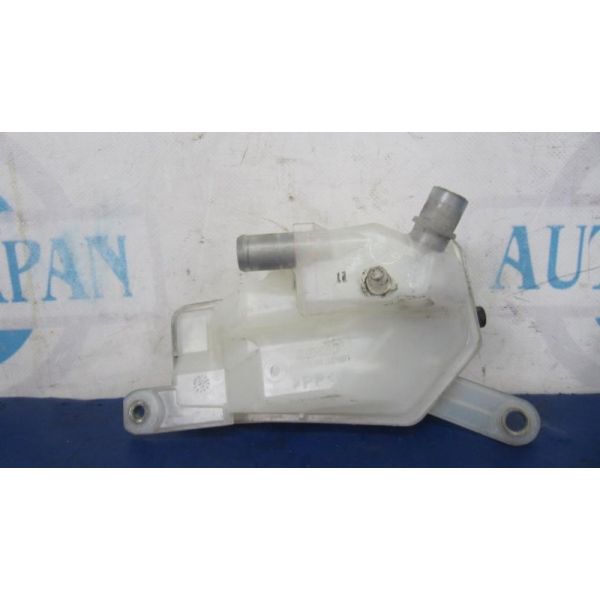 Бачок розширювальний LEXUS LS600HL 06-17 G9209-50010 — 3