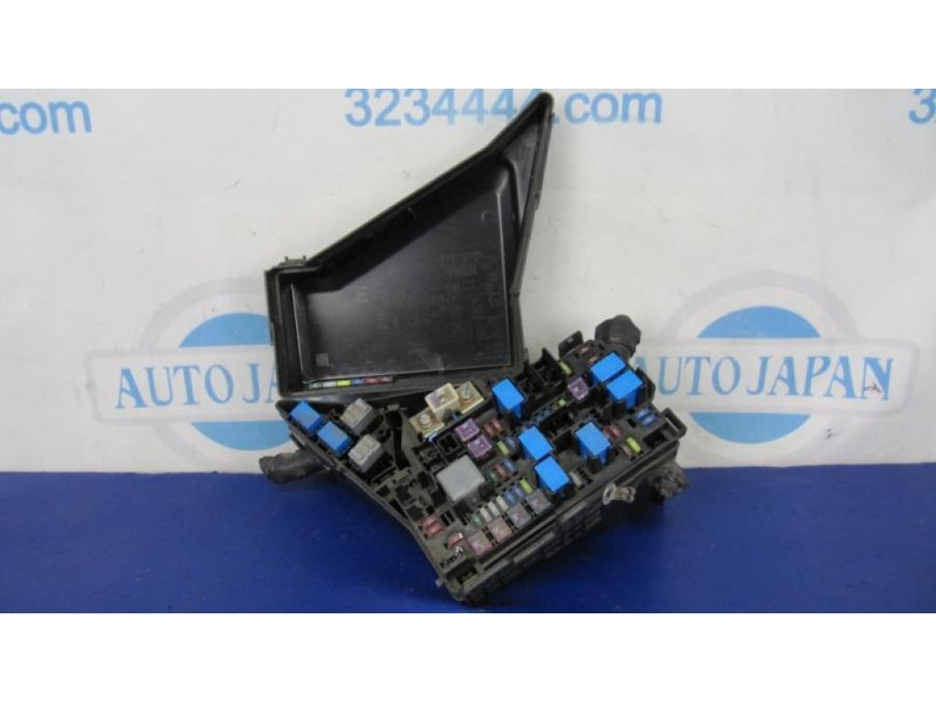 81402AJ11B | Блок предохранителей моторный отсек SUBARU LEGACY 09-15 BM