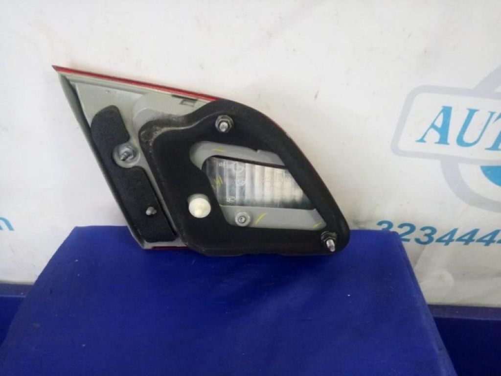 26550-3YU5A | Ліхтар внутрішній задн. прав. NISSAN SENTRA B17 12-21 - Фото 2