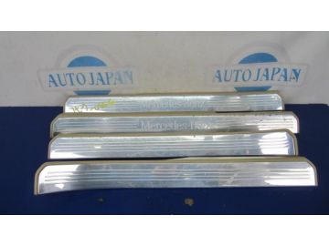 Накладка порога внутрення MERCEDES S-CLASS W221 06-13