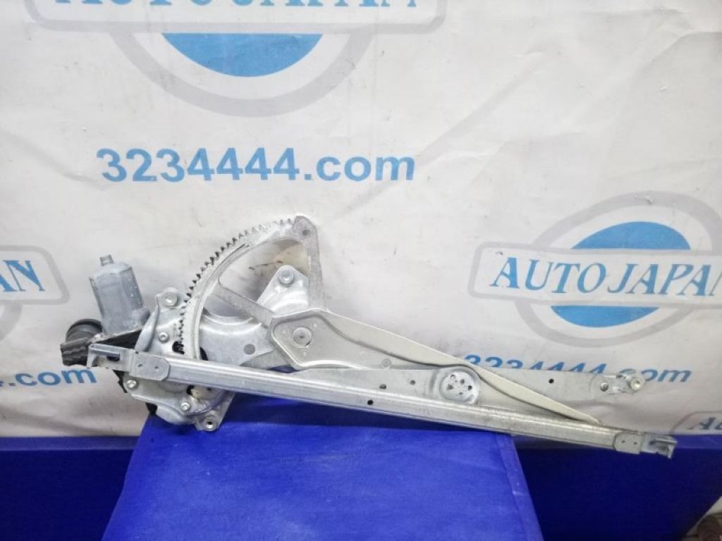69801-06070 | Стеклоподъемник передн. прав. TOYOTA CAMRY 40 06-11