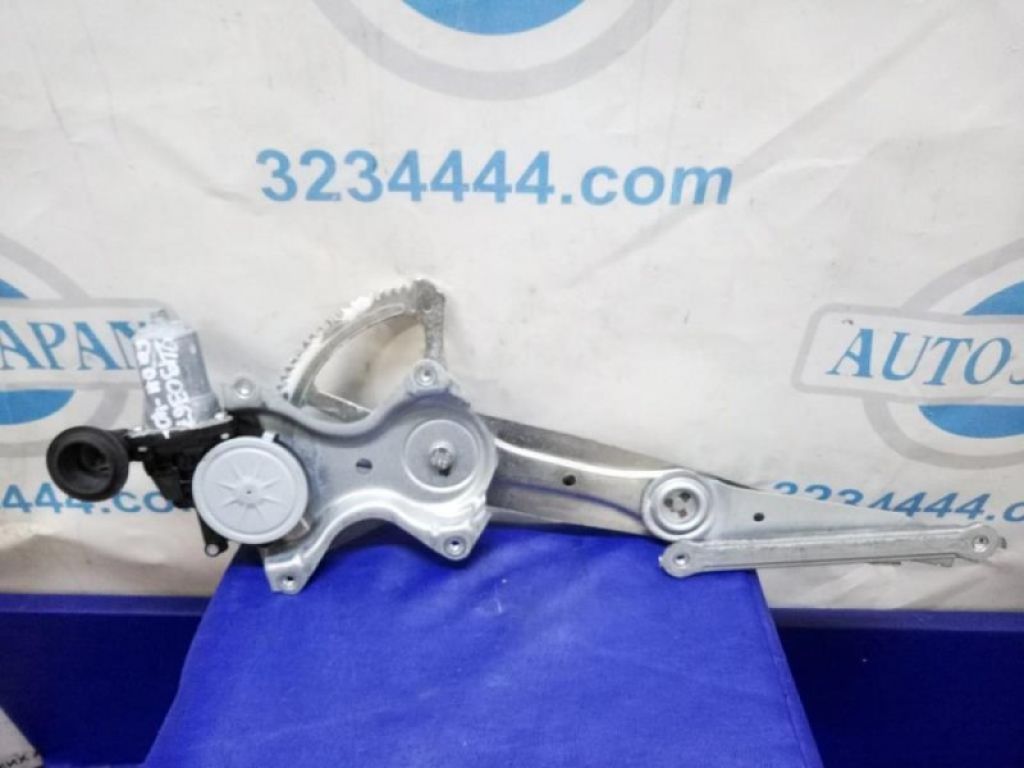 69801-06070 | Стеклоподъемник передн. прав. TOYOTA CAMRY 40 06-11