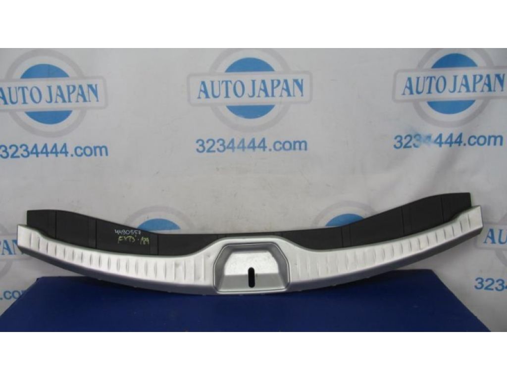 84992-CG700 | Накладка на поріг багажника INFINITI FX S50 03-08