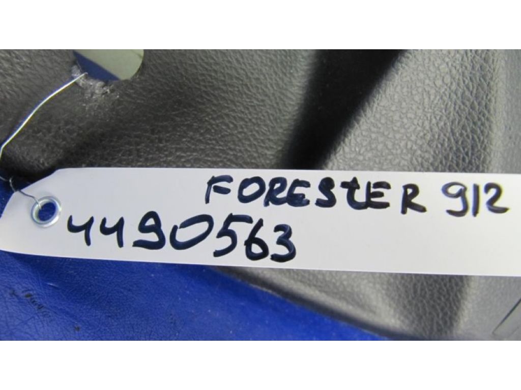 94026SG000VH | Накладка на поріг багажника SUBARU FORESTER 12-19 - Фото 2