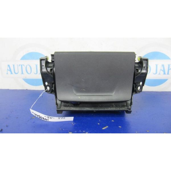 Бардачок TOYOTA CAMRY 55 14-17 58804-06241