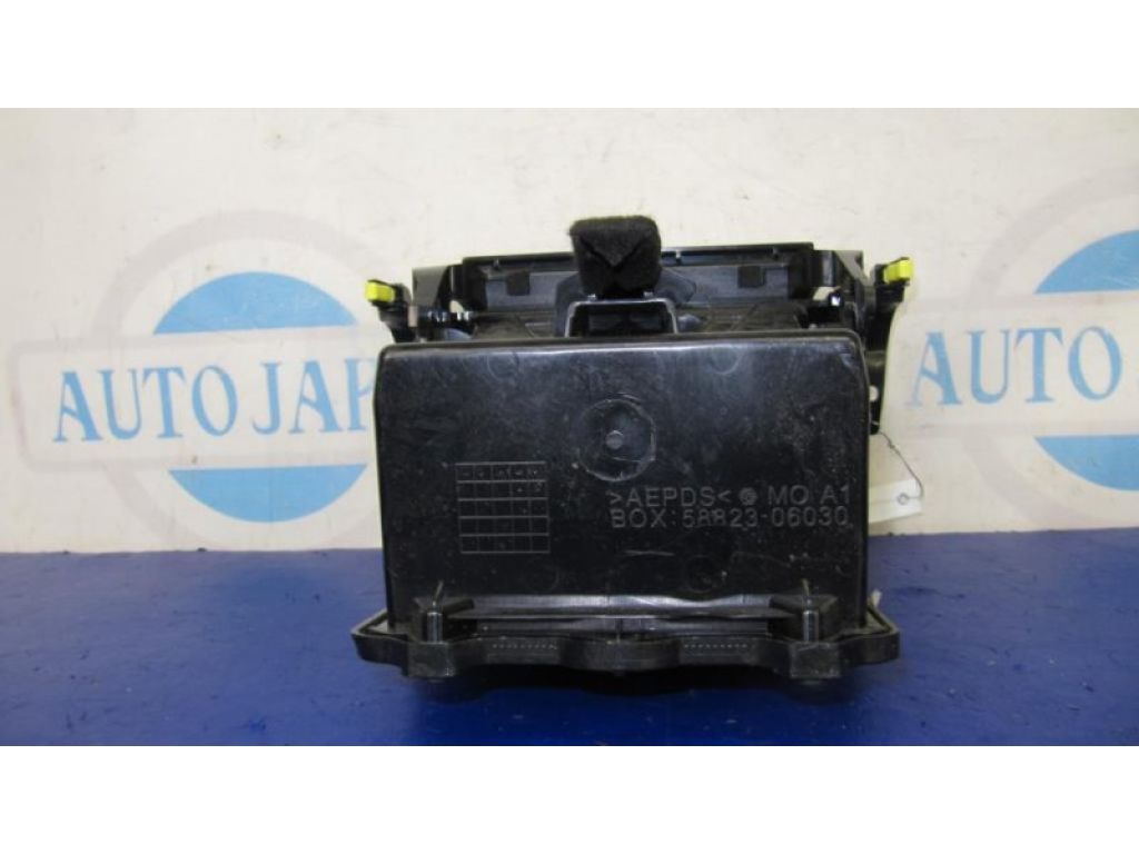 58804-06241 | Бардачок TOYOTA CAMRY 55 14-17 - Фото 3