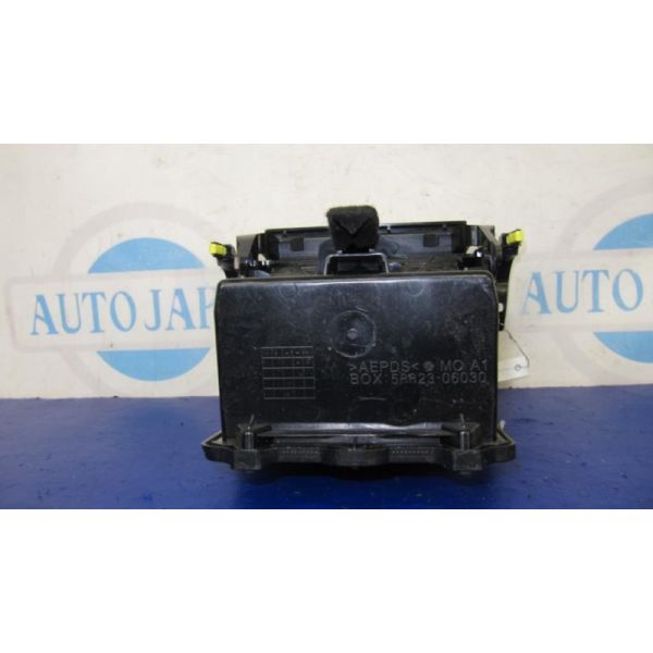 Бардачок TOYOTA CAMRY 55 14-17 58804-06241 — 3