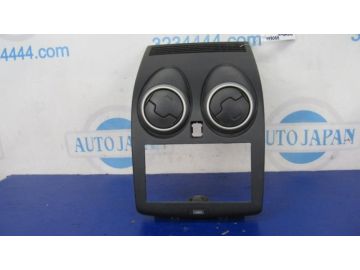 Дефлектор повітряний NISSAN QASHQAI 07-14