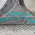 30450AA000 | Кронштейн КПП прав. SUBARU LEGACY 09-15 BM - Прев'ю 2