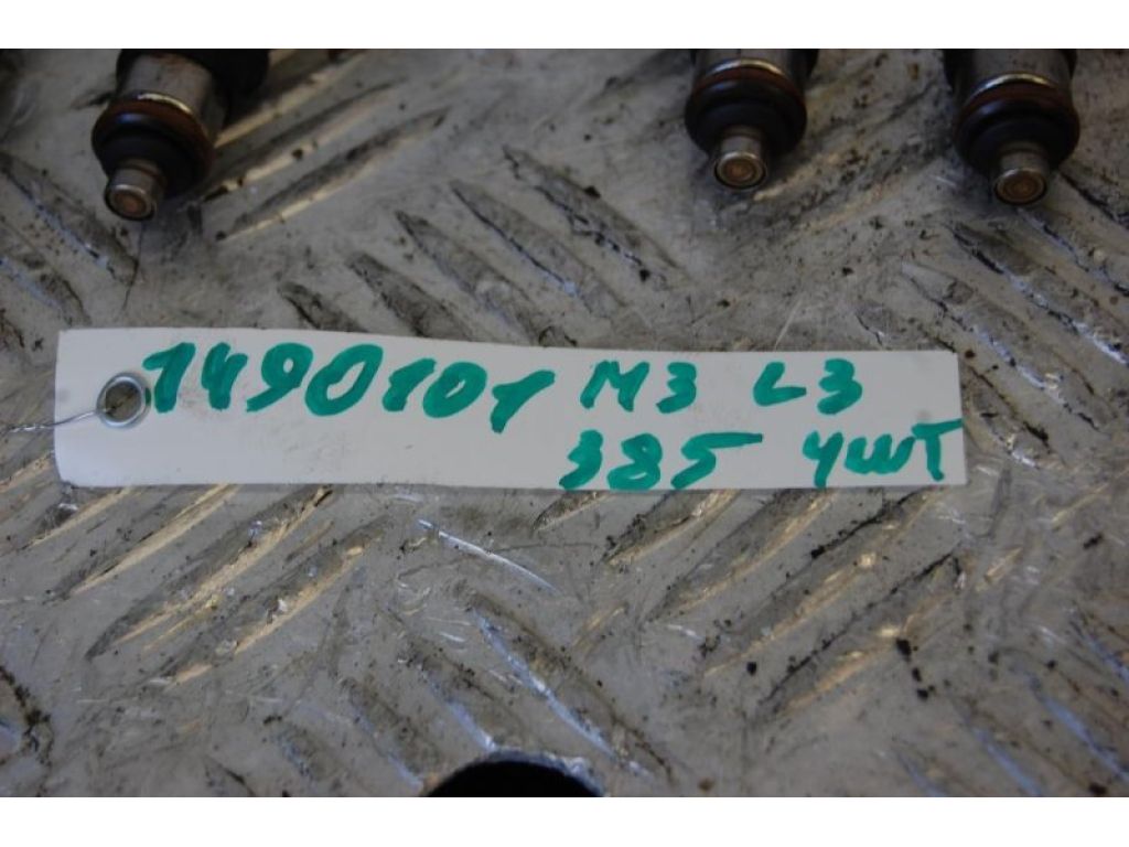 L3G5-13-250 | Форсунка топливная MAZDA 3 BK 03-08 - Фото 2