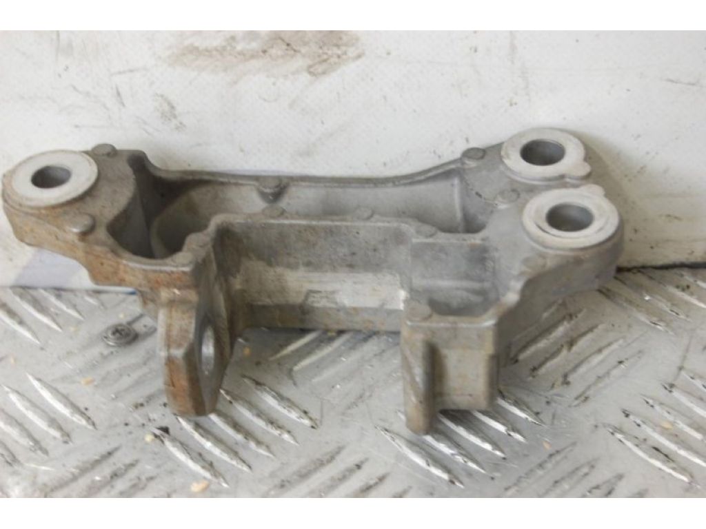 11332-3KA0A | Кронштейн опори двигуна задн. INFINITI QX60/JX35 12-20 - Фото 3