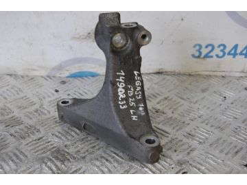 Кронштейн КПП лів. SUBARU LEGACY 09-15 BM