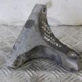 30450AA000 | Кронштейн КПП прав. SUBARU LEGACY 09-15 BM