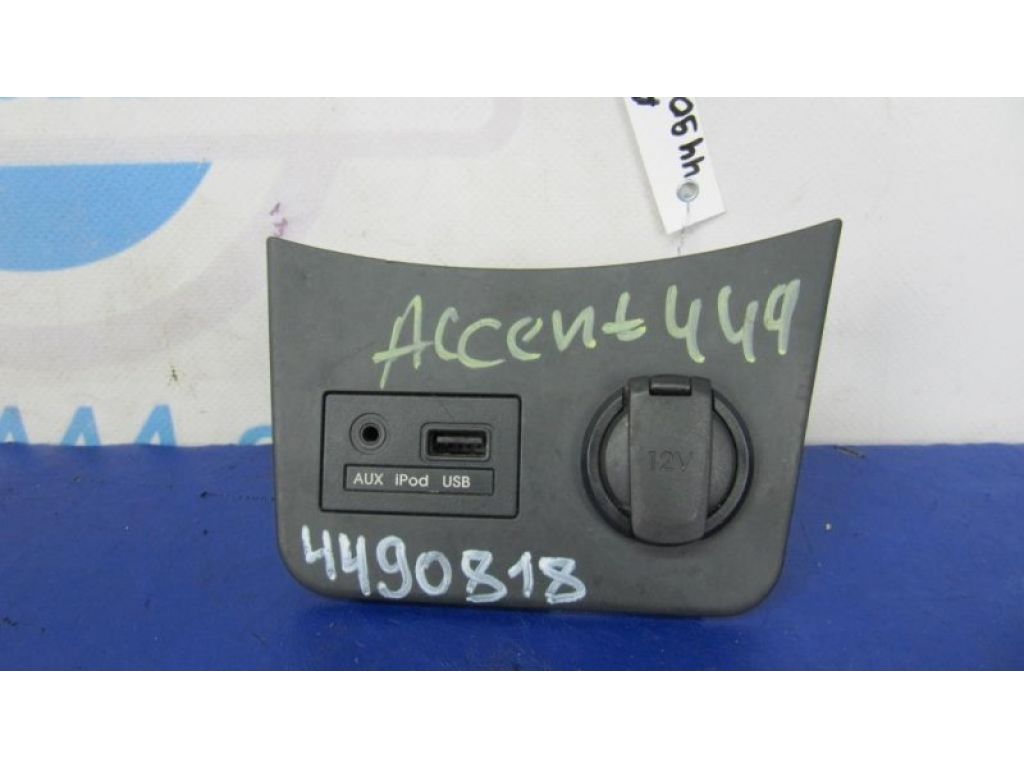 USB адаптер HYUNDAI ACCENT RB 10-