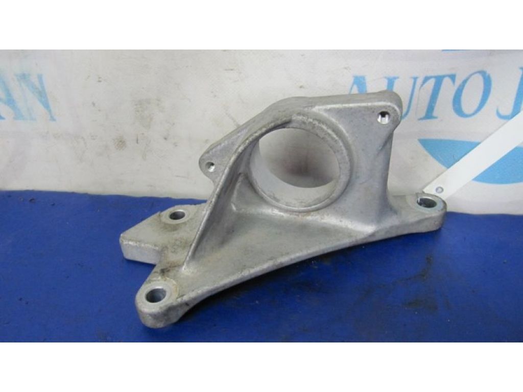 39780-3TA0A | Кронштейн проміжного валу NISSAN X-TRAIL/ROGUE T32 13-20