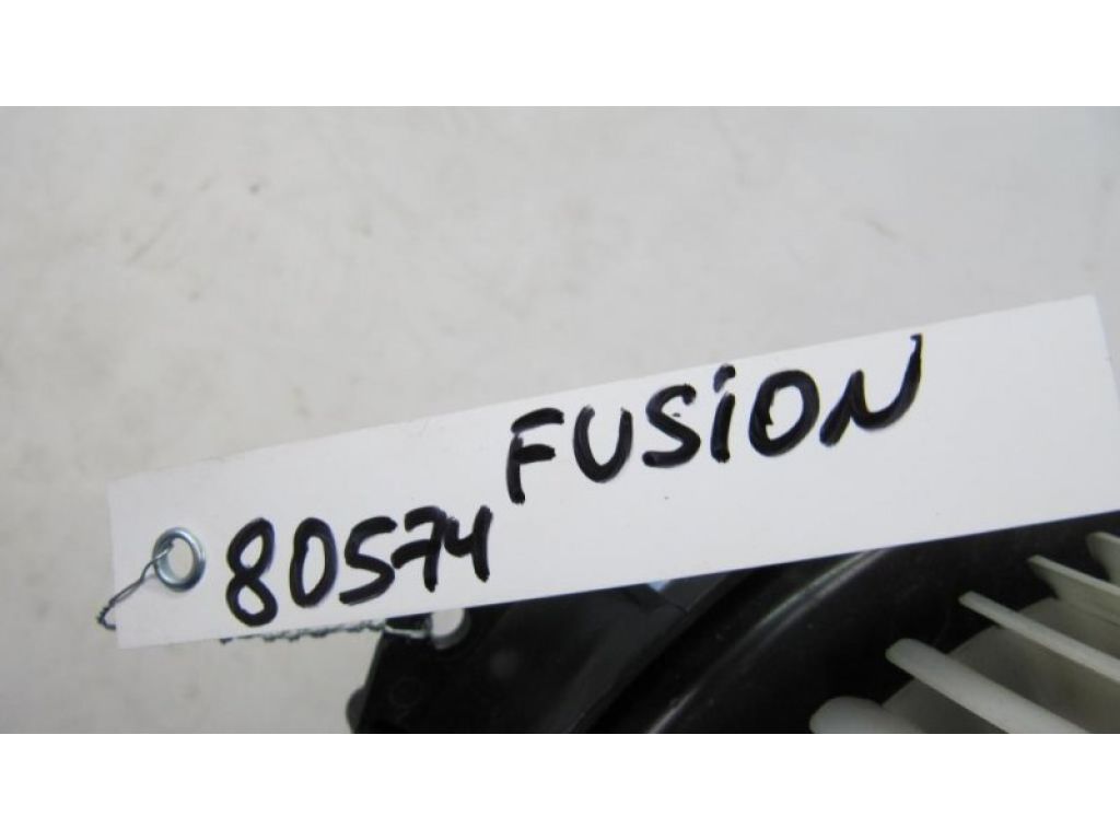 DG9Z-19805-B | Моторчик печки FORD FUSION 14- - Фото 2