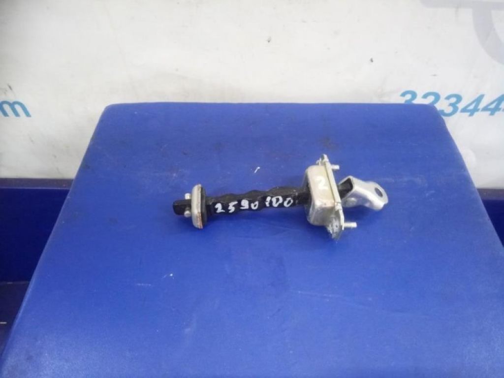 61124VA003 | Обмежувач дверей передн. лів. SUBARU IMPREZA 11-17