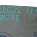 82300-4BA0A | Скло дверей задн. прав. NISSAN X-TRAIL/ROGUE T32 13-20 - Прев'ю 2