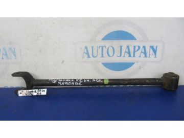 Рычаг задней подвески поперечный нижний лев. TOYOTA HIGHLANDER 01-07