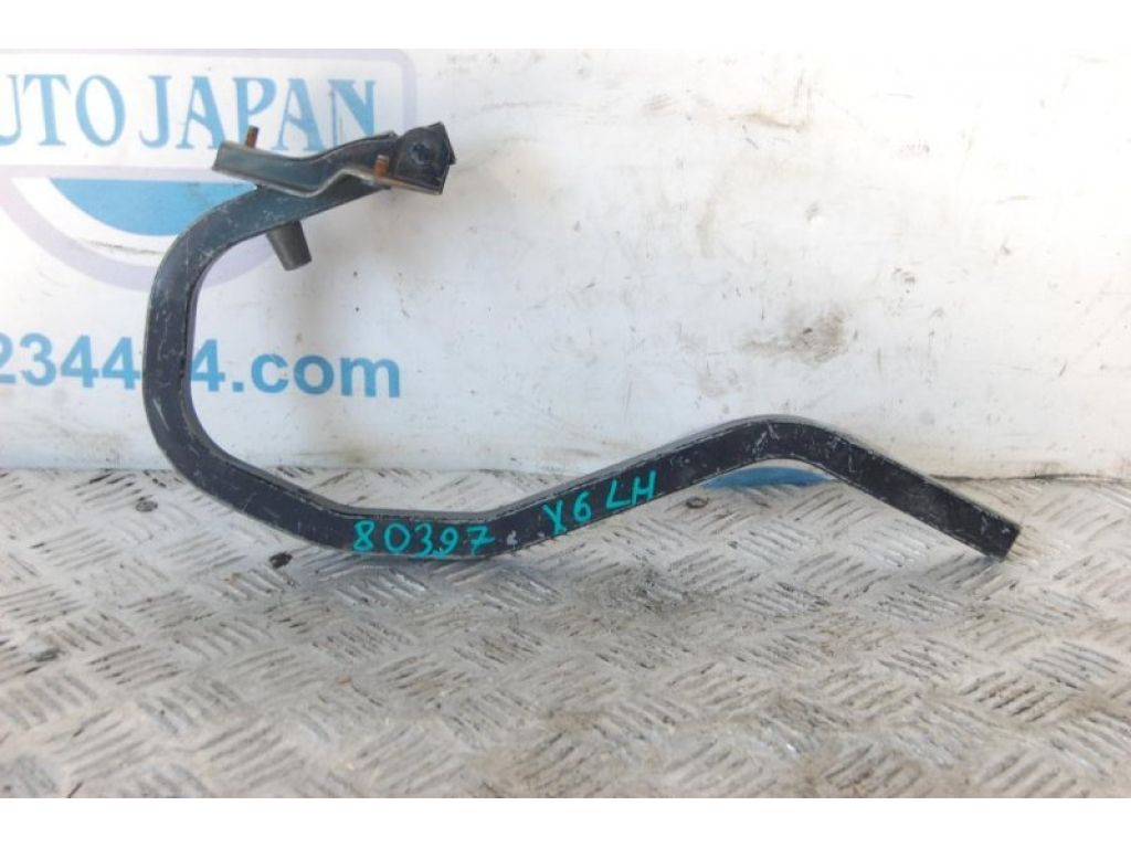 C001-52-720E | Петля кришки багажника лів. MAZDA XEDOS 6 X6 (CA) 92-98