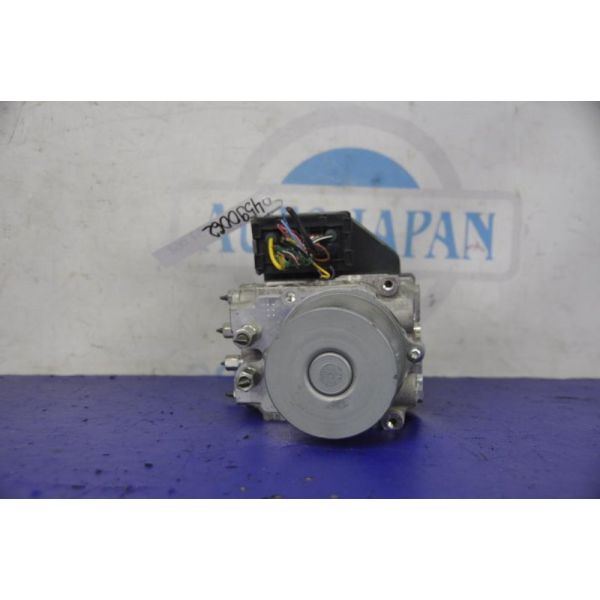 Блок антиблокувальної системи INFINITI M25/M37/M56/Q70/M35H 10-16 47660-1MA5B — 4