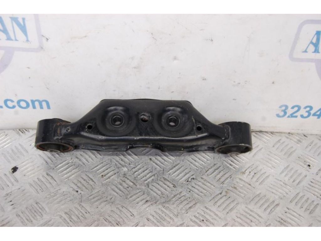 41310AG023 | Кронштейн редуктора задн. SUBARU IMPREZA 11-17 - Фото 2