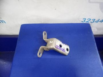 Петля двери нижняя задн. прав. TOYOTA CAMRY 50 12-15