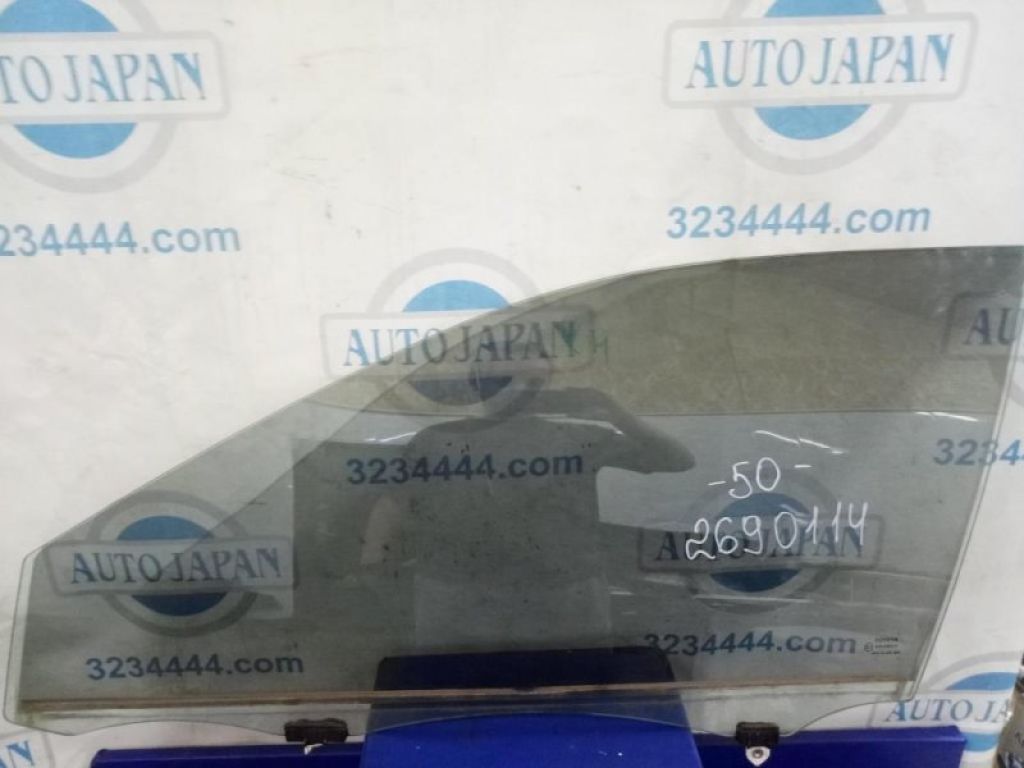 68102-06190 | Скло дверей передн. лів. TOYOTA CAMRY 50 12-15