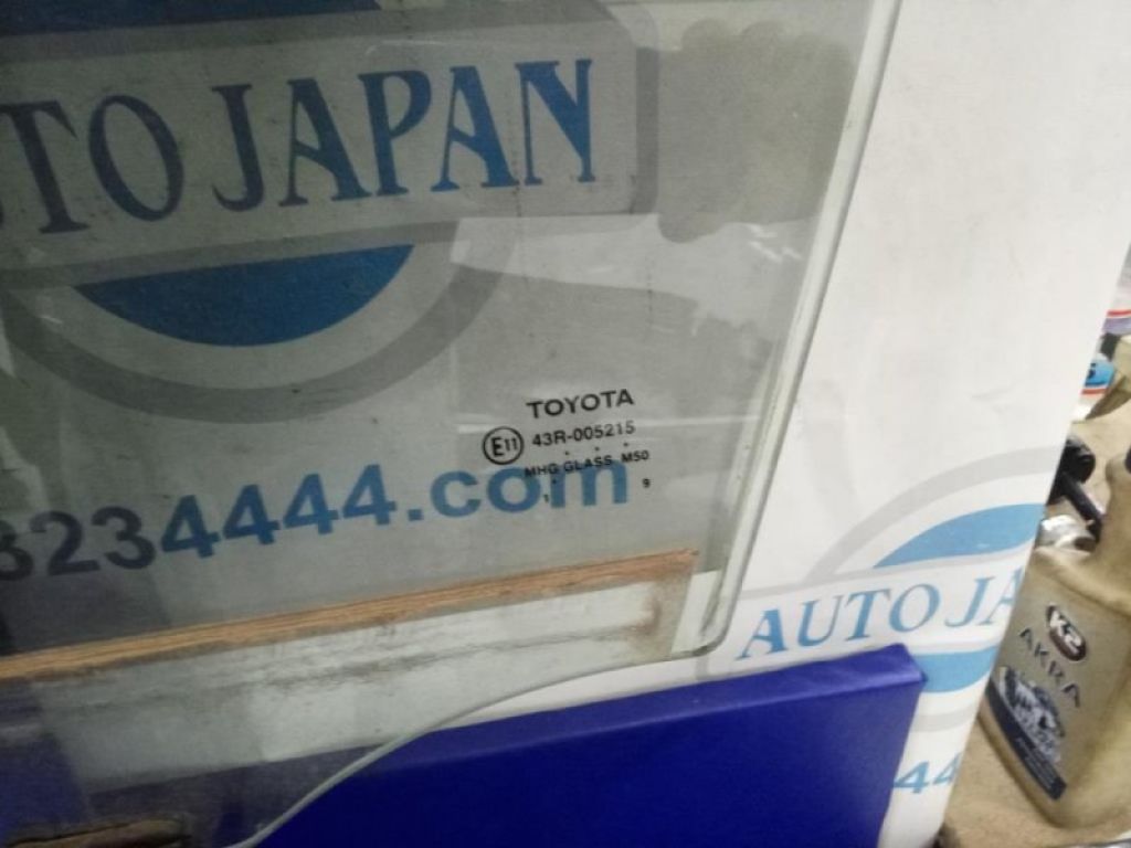 68102-06190 | Скло дверей передн. лів. TOYOTA CAMRY 50 12-15 - Фото 2