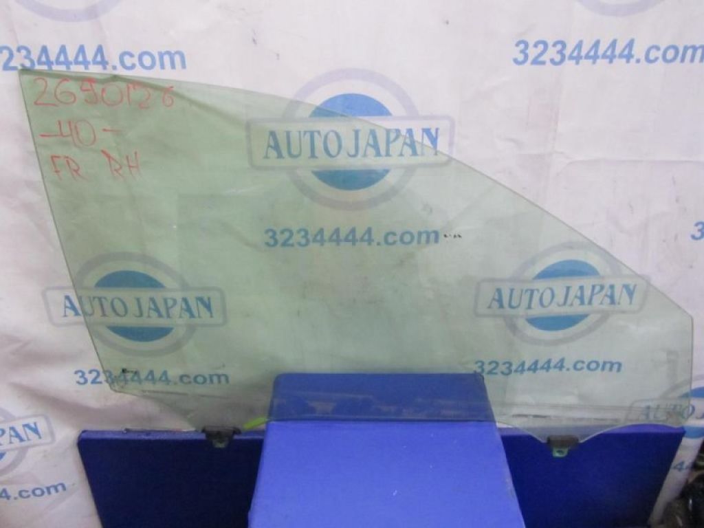 6810133130 | Скло дверей передн. прав. TOYOTA CAMRY 40 06-11