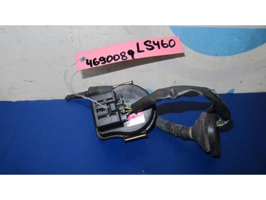 89241-30040 | Датчик давления в амортизаторах LEXUS LS460 06-12