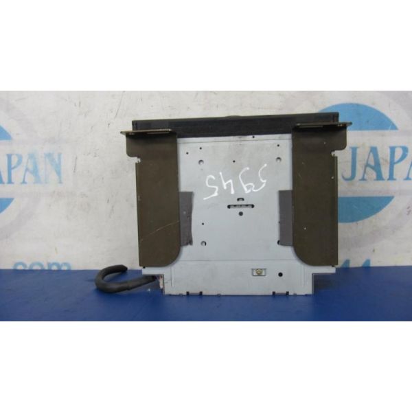 CD-чейнджер HONDA ACCORD CL7 / TSX 03-08 08A06-4E2-200 — 3