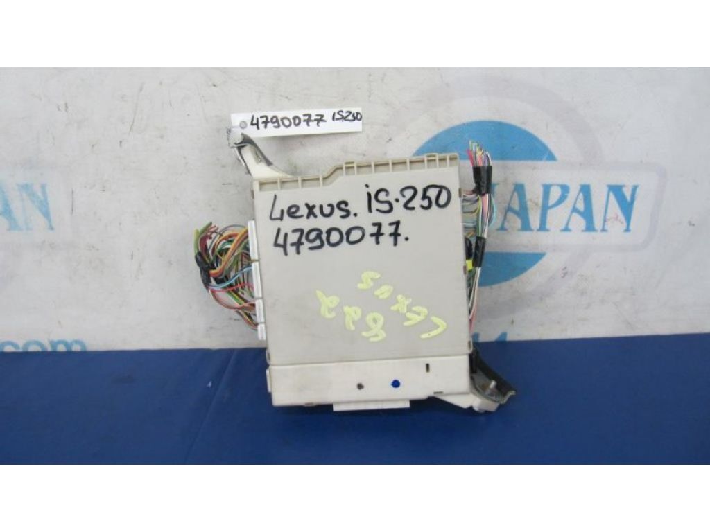 82730-53051 | Блок запобіжників салон LEXUS IS250/350 05-13