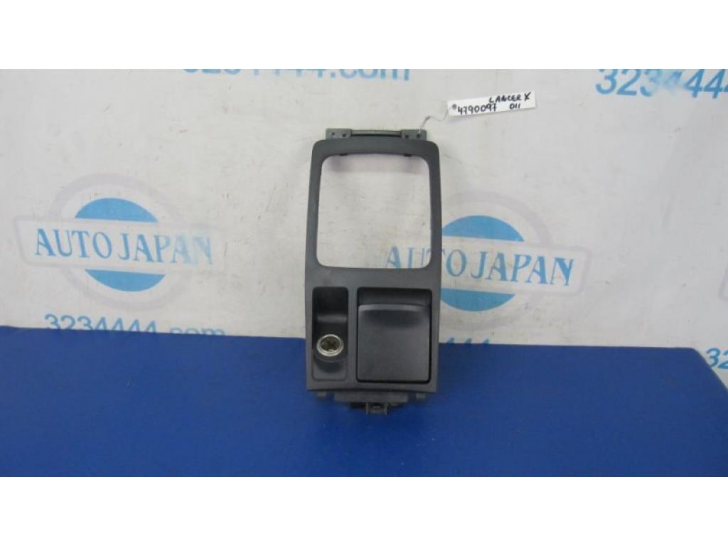 8015A042XA | накладка в салоні MITSUBISHI LANCER X 10 07-15